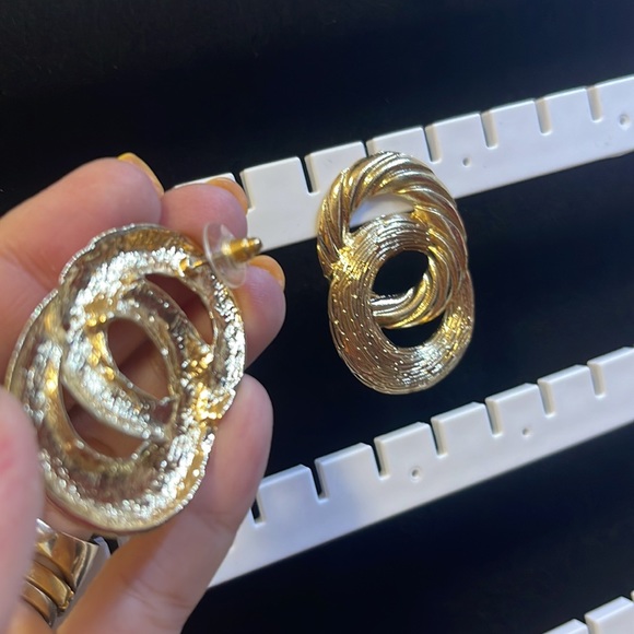 🧡Earrings🧡 - Picture 4 of 4